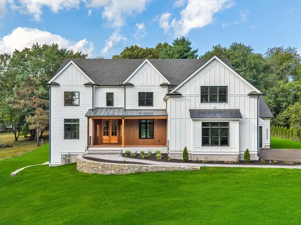 23 Everett St, Natick, MA 01760