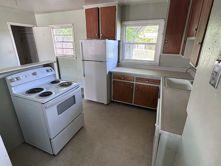 1478 Wilks Pl — Photo 5