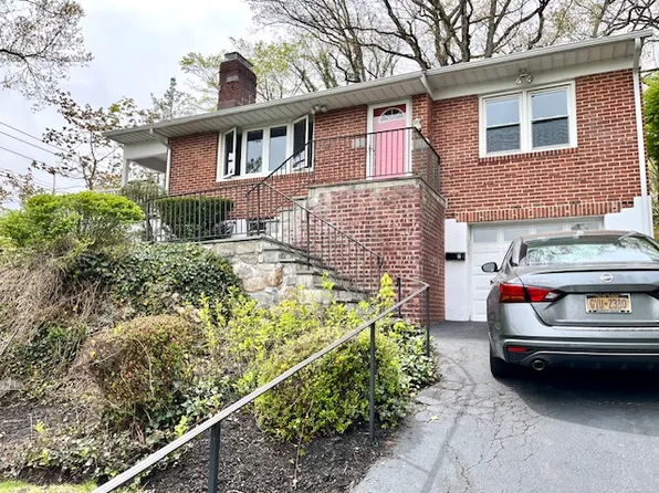 (undisclosed Address), Pleasantville, NY 10570