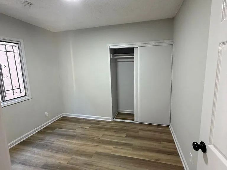 8464 S Avalon Blvd — Photo 9