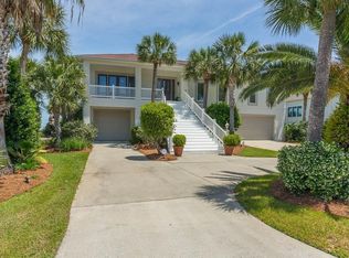 5016 Riverside Dr, Brunswick, GA 31520