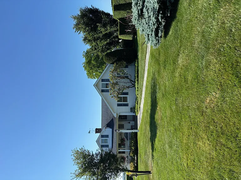 9 Montclair Ave — Photo 1