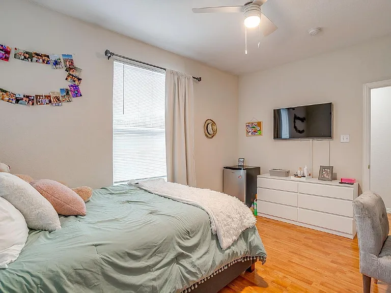 2700 McCart Ave — Photo 14