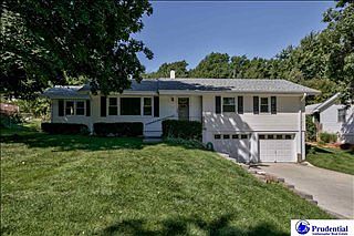 1st image of 1514 S 121st St