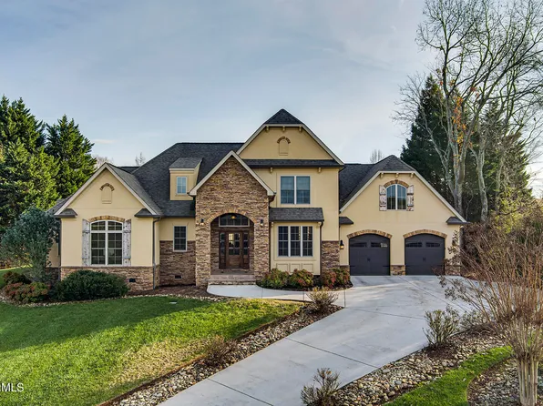 300 Pineberry Dr, Vonore, TN 37885