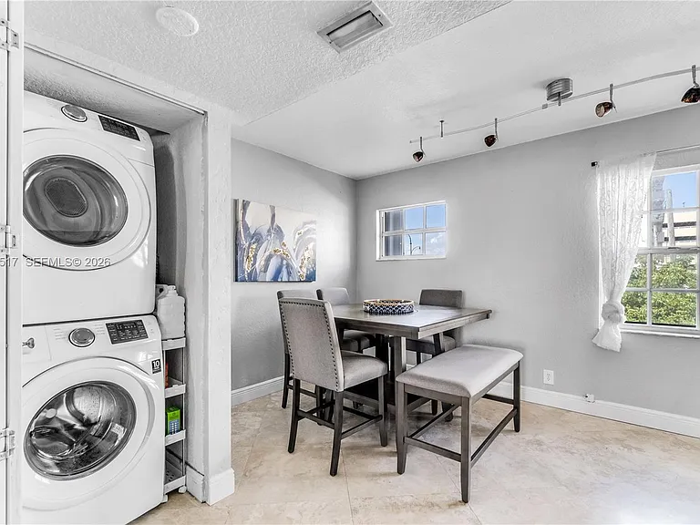 349 Virginia St #349 — Photo 4