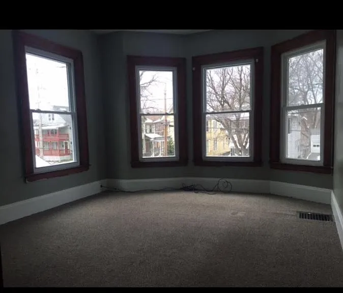 839 South Ave — Photo 2