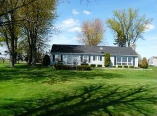 9179 Oak Ln, Fremont, WI 54940