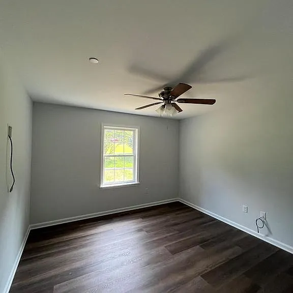 2114 Moorland Dr — Photo 24