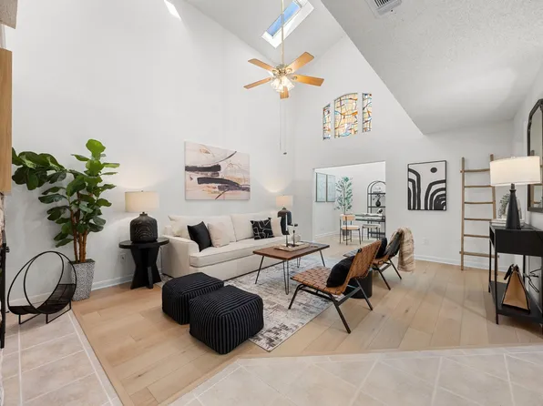 8518 Fathom Cir APT 107, Austin, TX 78750