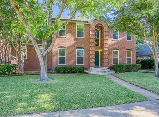 2714 Crosslands Dr, Garland, TX 75040