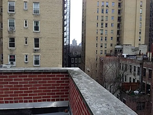 Sold by David Francis New York LLC | media 2