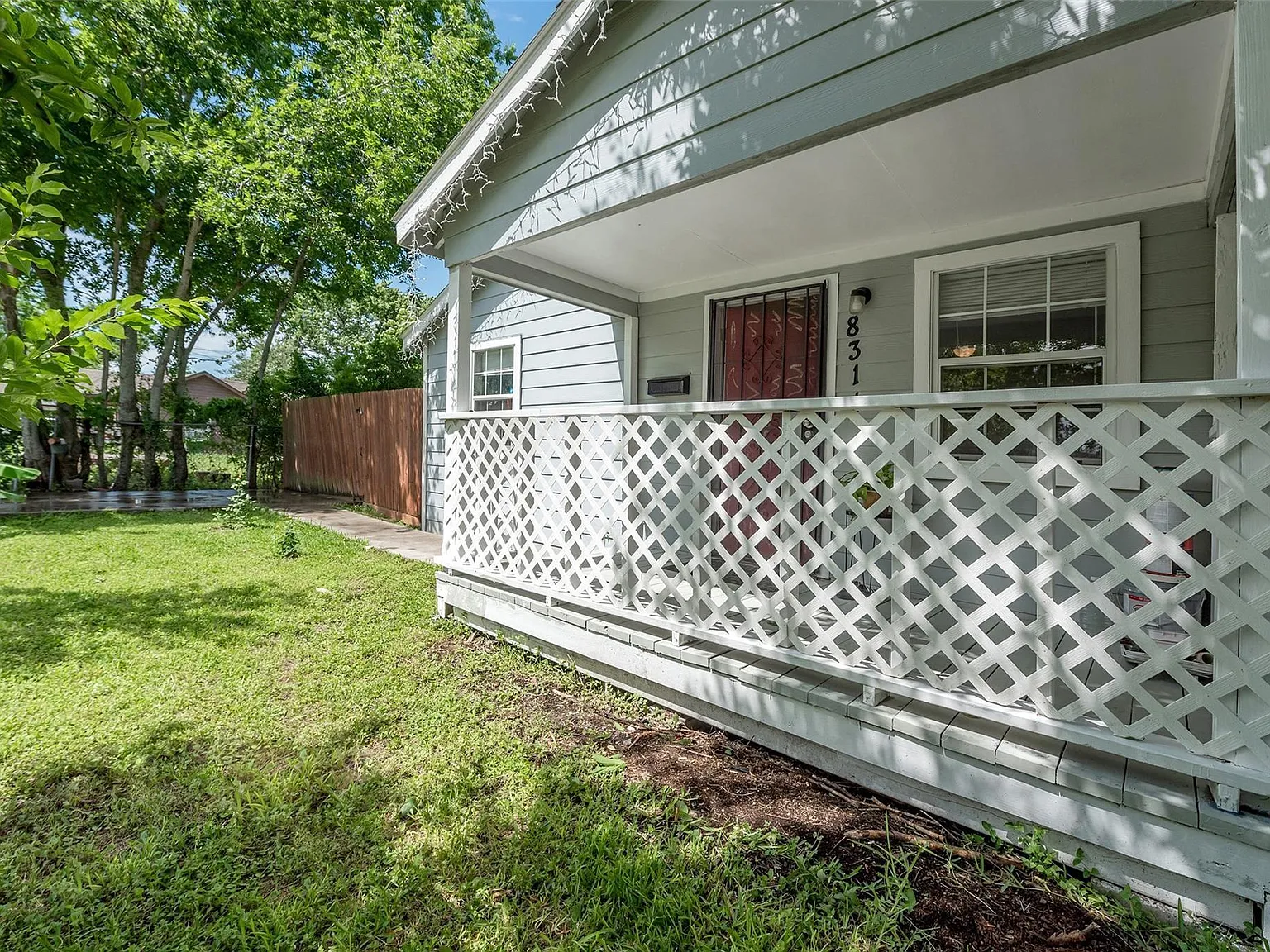 3 bed, 2.0 bath, 1456 sqft, $1,750 — Photo 4