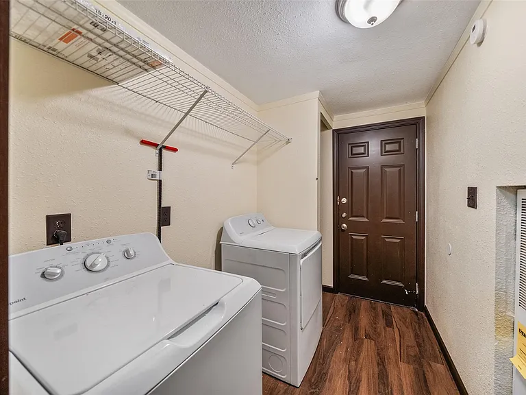 110 Charlies Ln — Photo 17