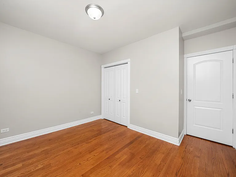 6300 N Rockwell St #B2 — Photo 13
