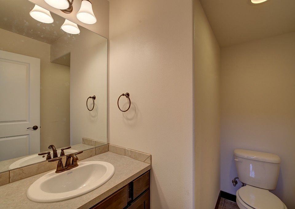 2nd image of 10923 47th Ave NE #D