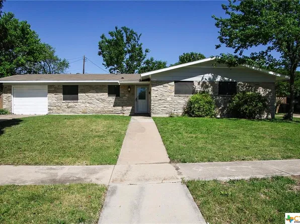 1304 Meadow Dr, Killeen, TX 76549