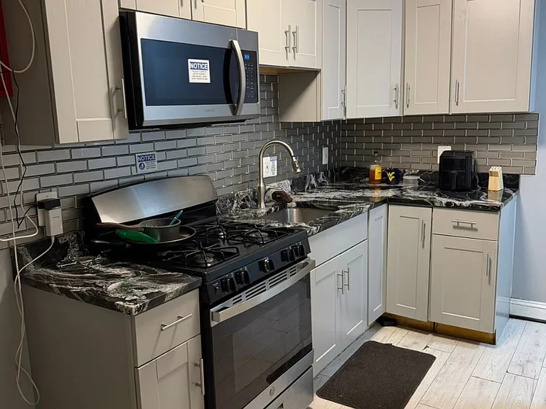 4115 Fairhaven Ave — Photo 3