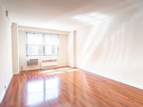5th image of 10460 Queens Blvd APT 2E