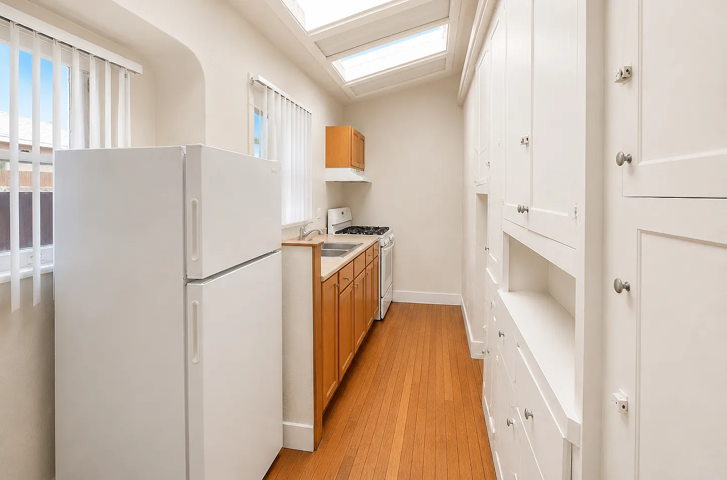 1 bed, 600 sqft, $1,990 — Photo 4