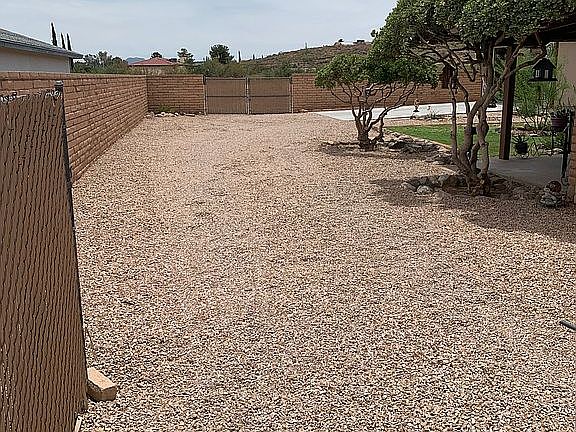 3rd image of 1080 Palo Verde Dr