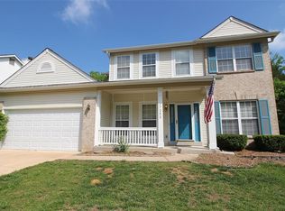 17253 Hilltop Ridge Dr, Eureka, MO
