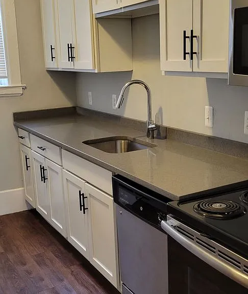 675 W Willis St — Photo 16