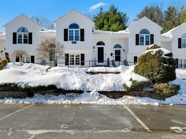 104 Riverview Pl APT C, Southbridge, MA 01550