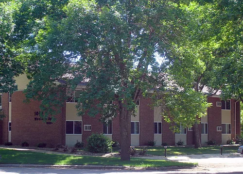 1002 Pearl Ave Photo 1