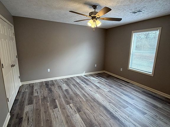 2nd image of 1710 Harris St