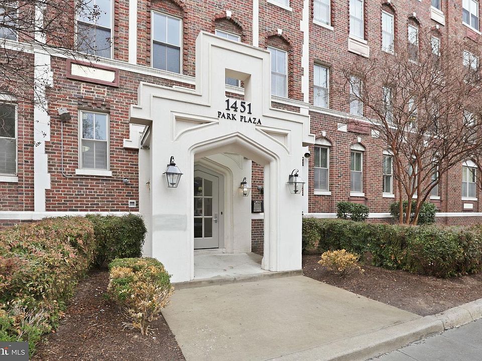 1st image of 1451 Park Rd NW APT 111