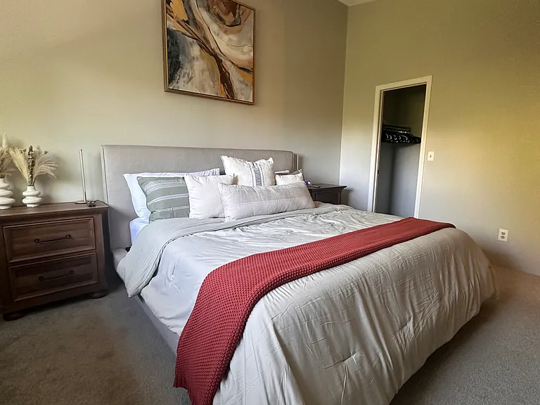 Master upstairs bedroom