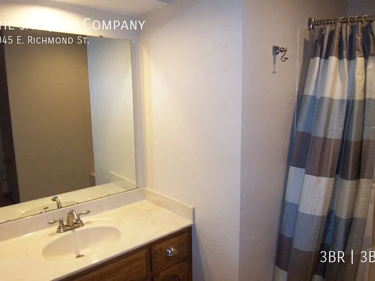 2045 E Richmond St — Photo 4