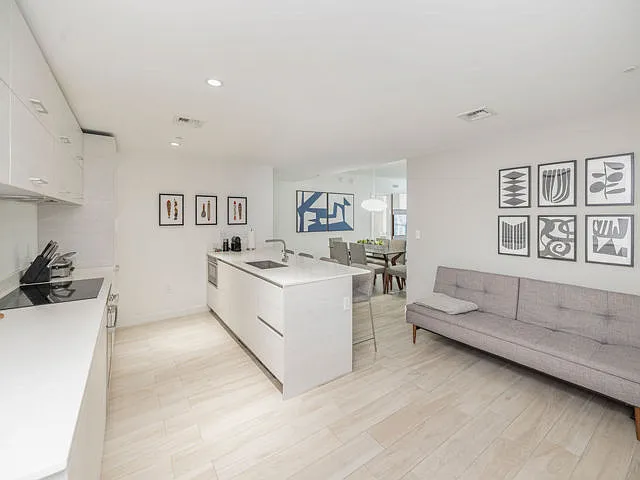 1300 S Miami Ave #2210 — Photo 4