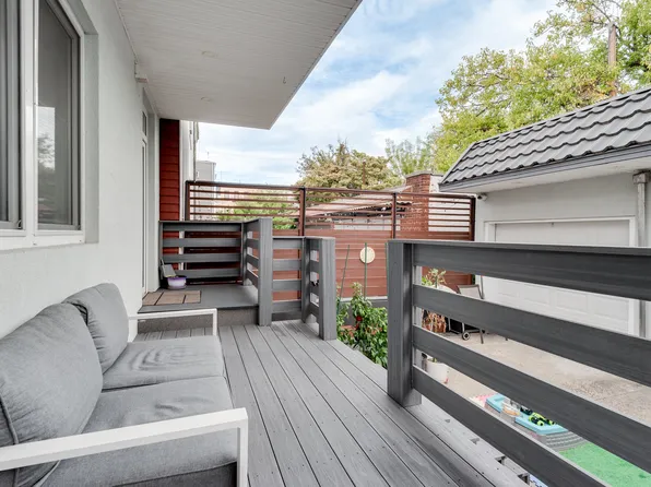 2020 Bleecker Street image 20 of 35