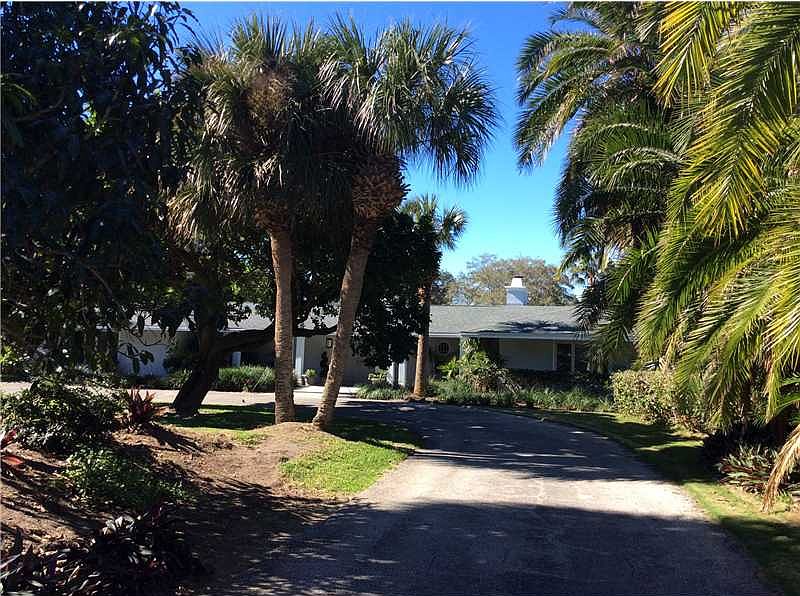 2nd image of 650 S Riverside Dr