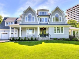 1 River Ln, Monmouth Beach, NJ 07750