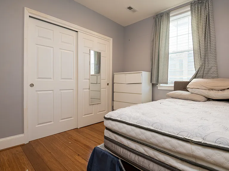 1039 Evarts St NE #2 — Photo 7