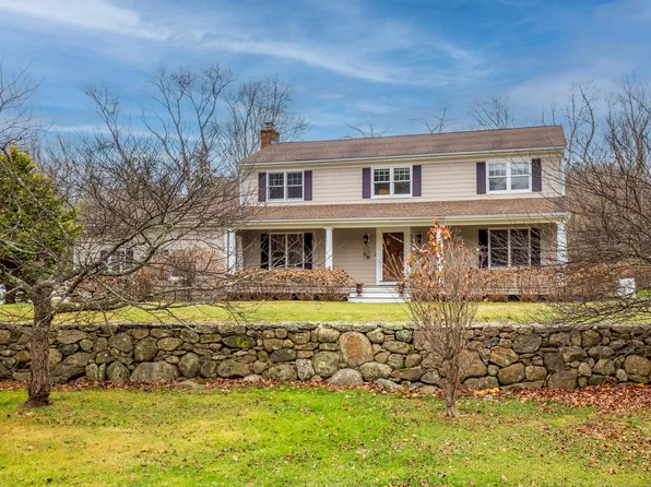 11 Blue Ridge Lane, Wilton, CT 06897