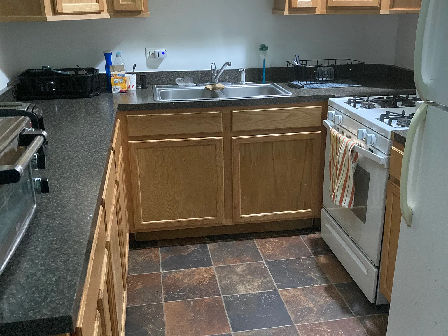2 bed, 1000 sqft, $999 — Photo 2