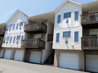 12 Di Donna Ct, Clifton, NJ 07013