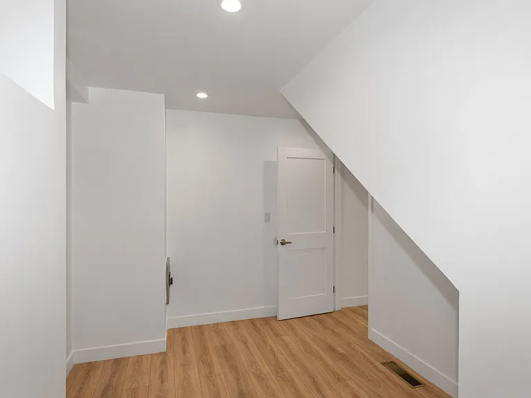 5035 Escobedo Dr #1 — Photo 29