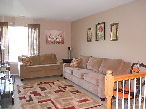 3rd image of 69 Willow Wood Dr