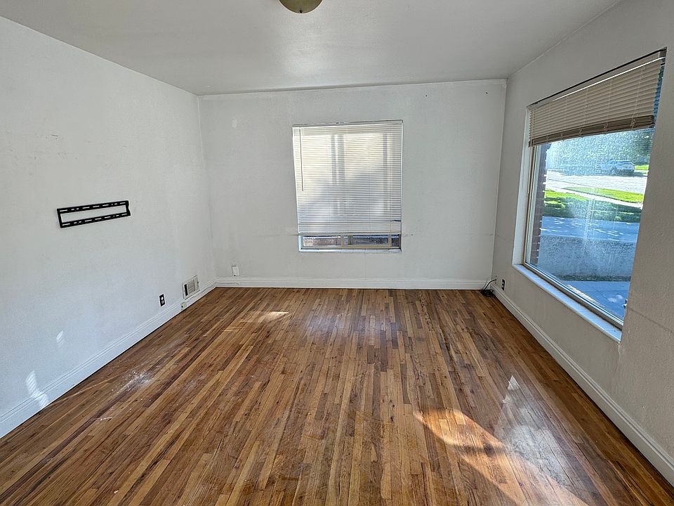 1st image of 1333 E Zenith Ave #1