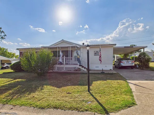 102 Hal Dr, Mountain Home, AR 72653