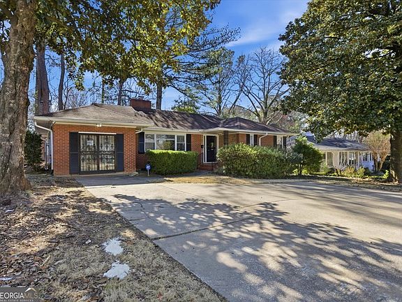 2nd image of 2379 N Decatur Rd