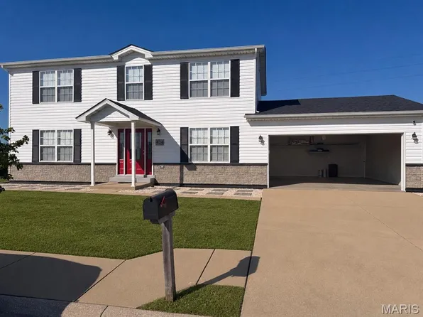 424 Edwin Dr, Dupo, IL 62239