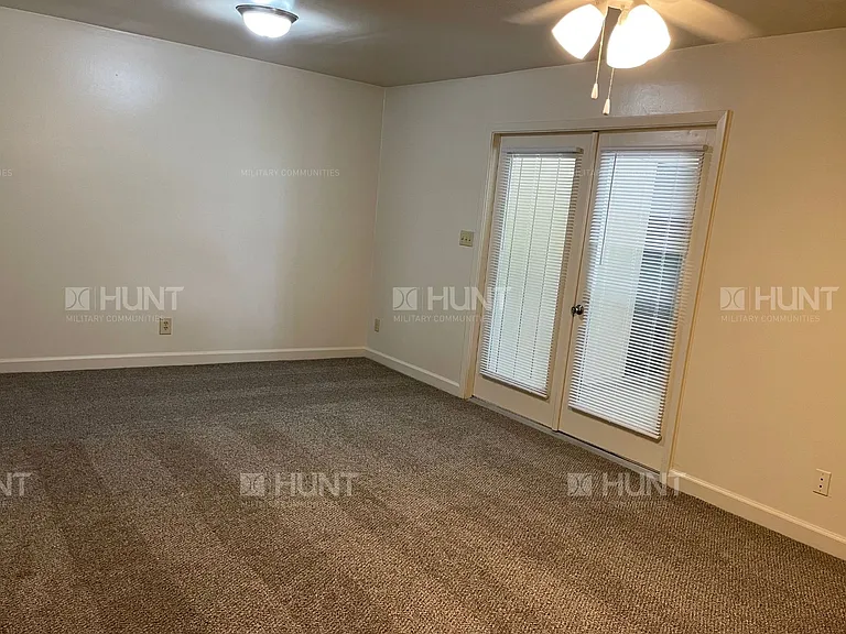 1652B Mercury Dr — Photo 6