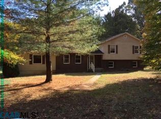4112 Cricket Ln, Burr Hill, VA 22433