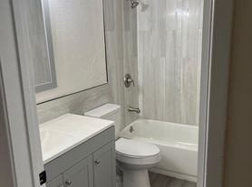 385 Vernon Dr, Upland, CA